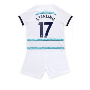 Chelsea Raheem Sterling #17 kläder Barn 2022-23 Bortatröja Kortärmad (+ korta byxor)